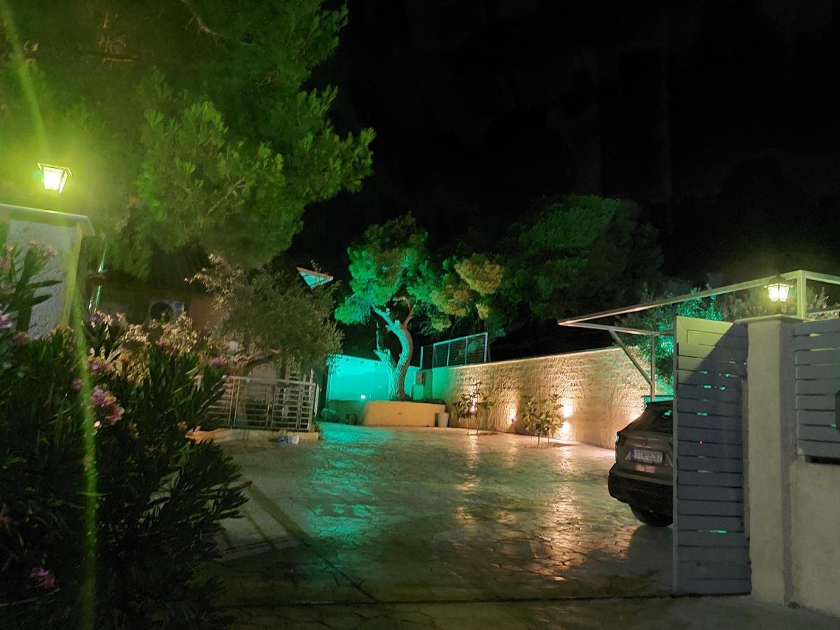 Guesthouse Eirini Porto Germeno Bagian luar foto